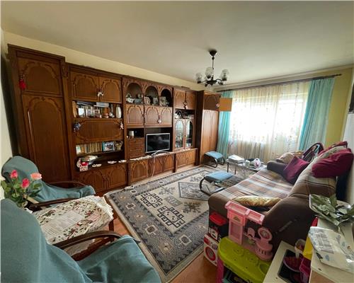 APARTAMENT 3 CAMERE DECEBAL
