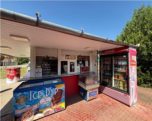 SPATIU COMERCIAL/ ALIMENTAR/ TERASA 30 MP/ SALONTA