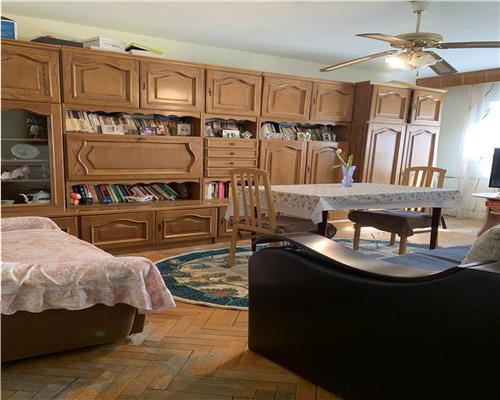 APARTAMENT 3 CAMERE | ETAJ 2 | ZONA CALEA ARADULUI | ORADEA